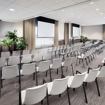 Nh Amsterdam Schiphol Airport Hotel 4*