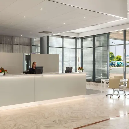 Nh Amsterdam Schiphol Airport 4*