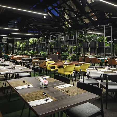 Nh Amsterdam Schiphol Airport 4*