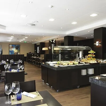 Nh Amsterdam Schiphol Airport Hotel 4*