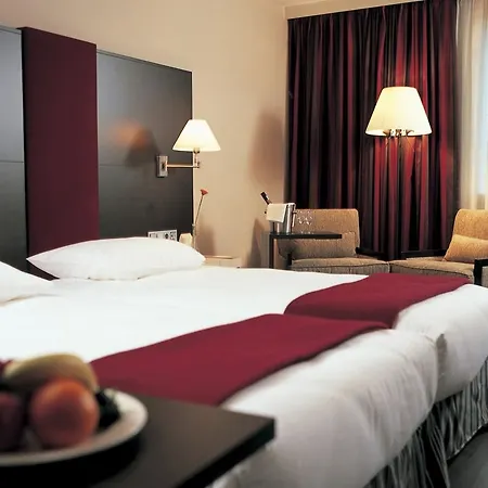 ان اتش أمستردام مطار سخيبول 4* هوفدوربْ