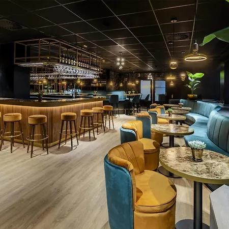 فندق ان اتش أمستردام مطار سخيبول 4*