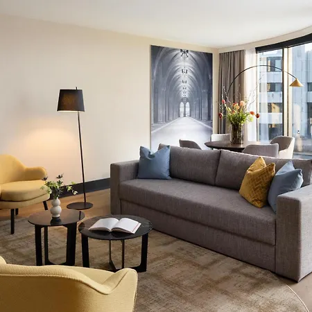 فندق ان اتش أمستردام مطار سخيبول 4*