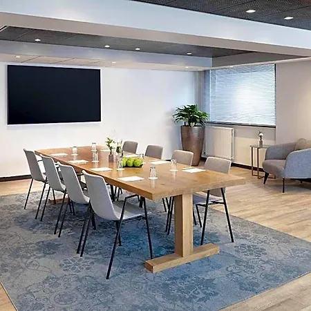 Nh Amsterdam Schiphol Airport 4*
