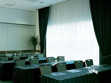 Hotel Nh Amsterdam Schiphol Airport 4*
