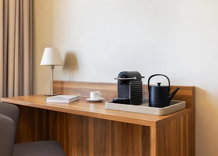 Nh Amsterdam Schiphol Airport Hotel 4*