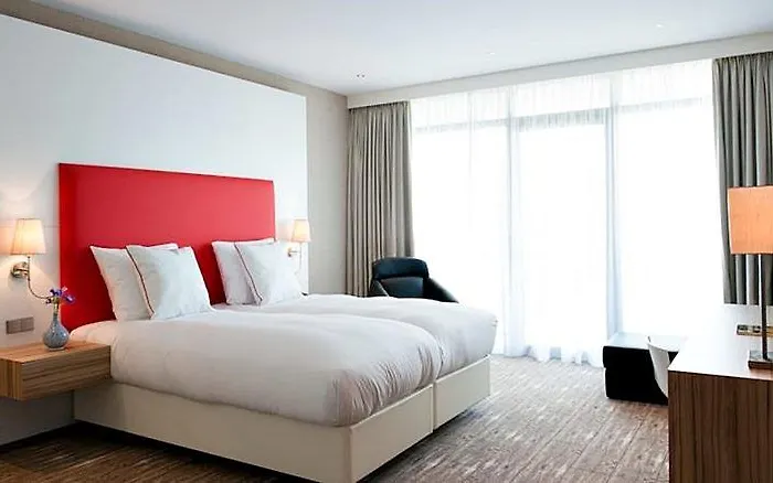 Nh Amsterdam Schiphol Airport Hotel 4*