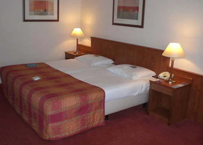 Hotel Nh Amsterdam Schiphol Airport 4*