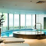 ان اتش أمستردام مطار سخيبول فندق 4*