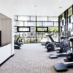 ان اتش أمستردام مطار سخيبول 4* هوفدوربْ