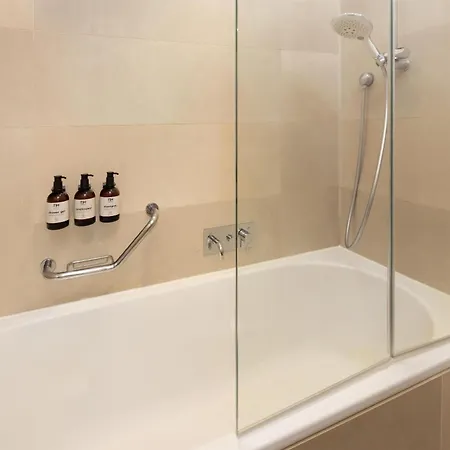 Hotel Nh Amsterdam Schiphol Airport