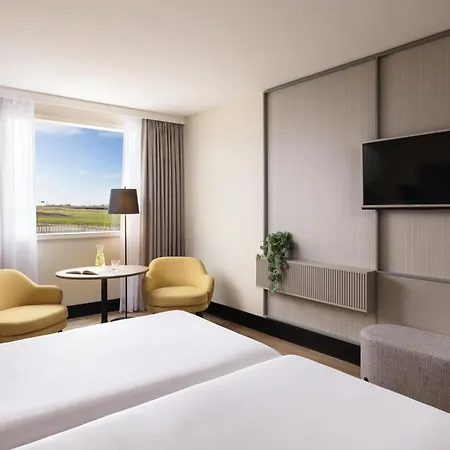 Nh Amsterdam Schiphol Airport Hotel